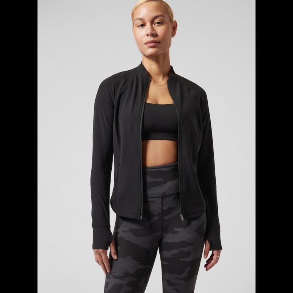 NWT Athleta Salutation Jacket Size 2X. . Black